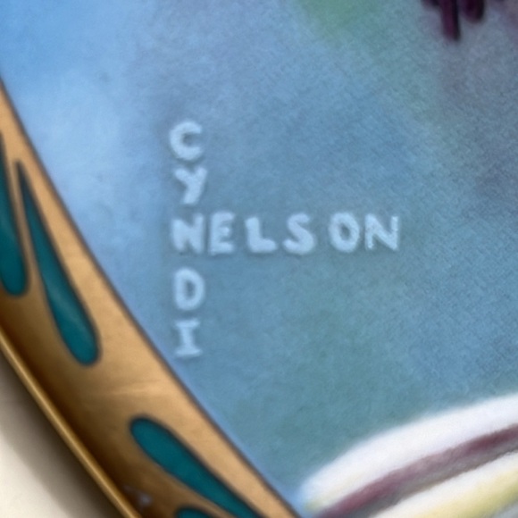 Small 6.5" Ruby-throated Hummingbird & Lilies by Pickard  First Edition U.S.A. - Picture 7 of 8